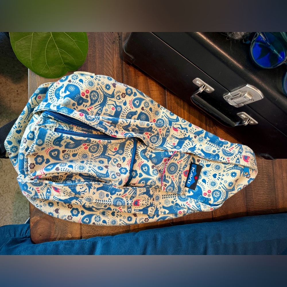 HTF RARE Kavu Rope Bag Critter Tale